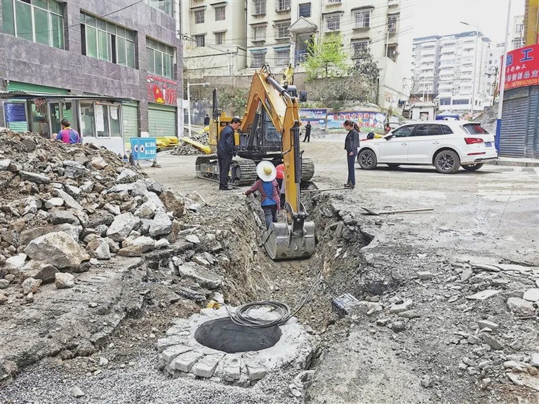 凤冈加速雨污管网建设，筑牢城市水安全防线