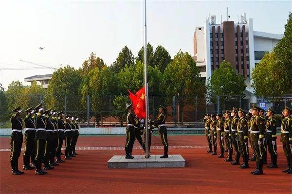 青岛理工大学，历史沿革、专业特色及未来展望